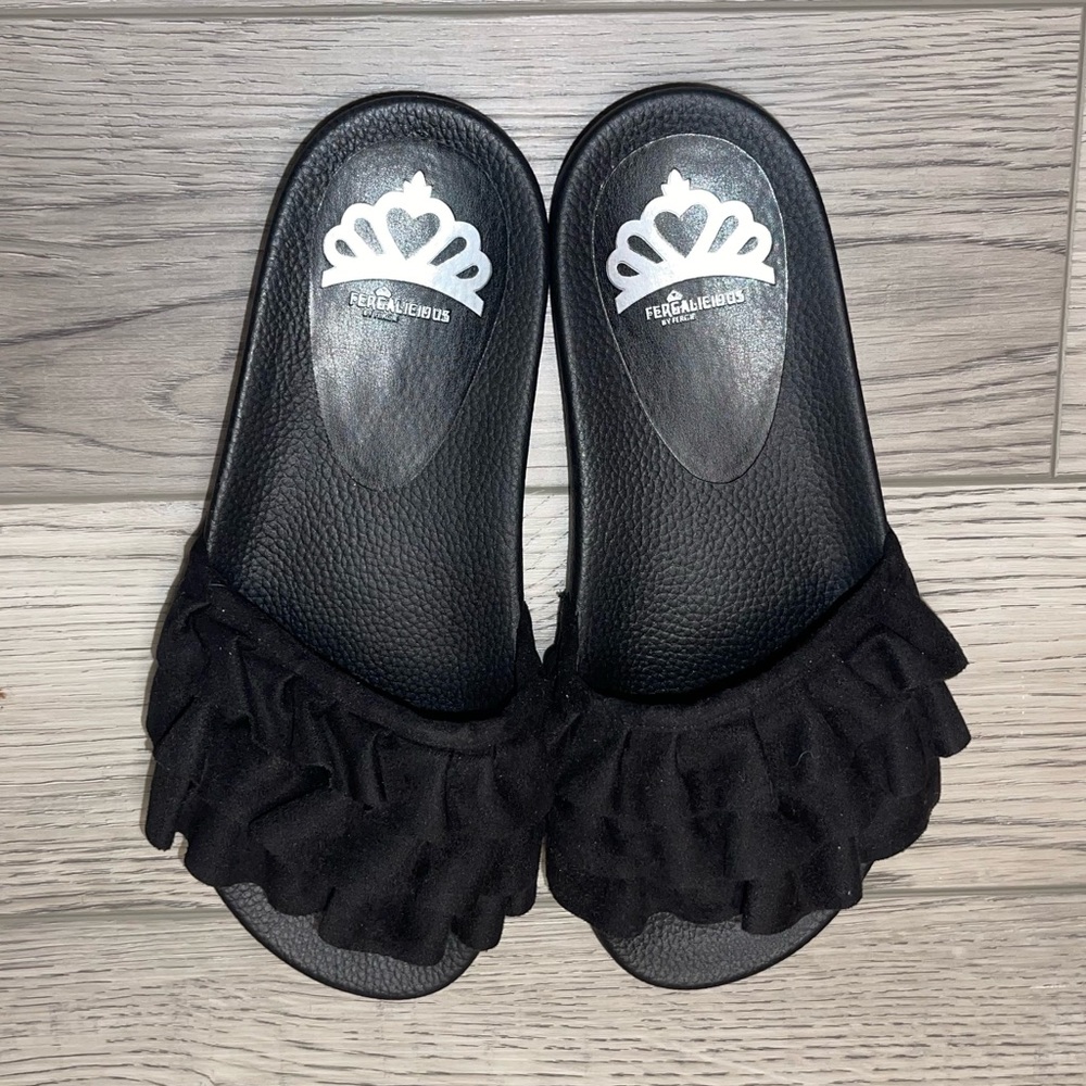 Fergalicious Black Slides